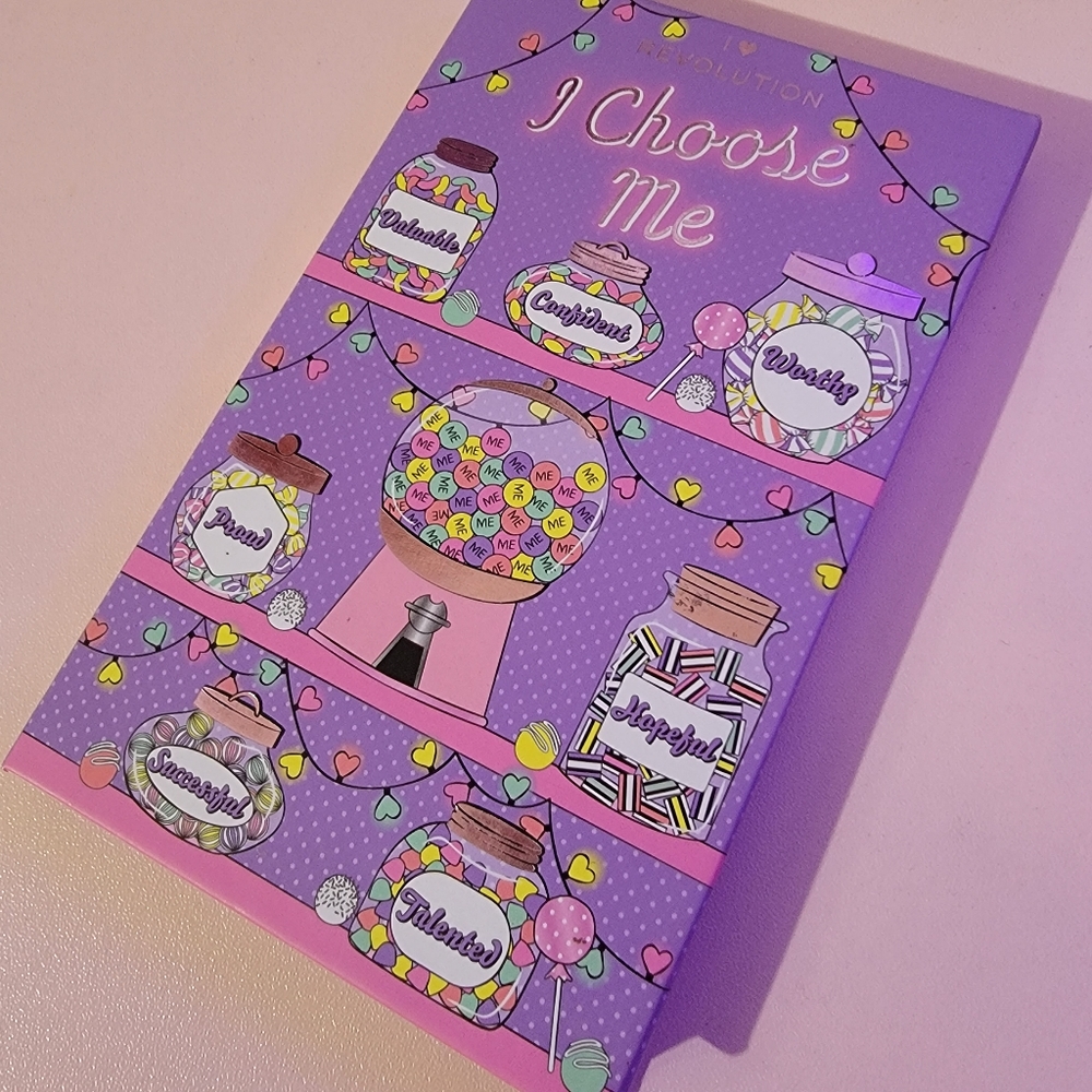 I choose me makeup pallete